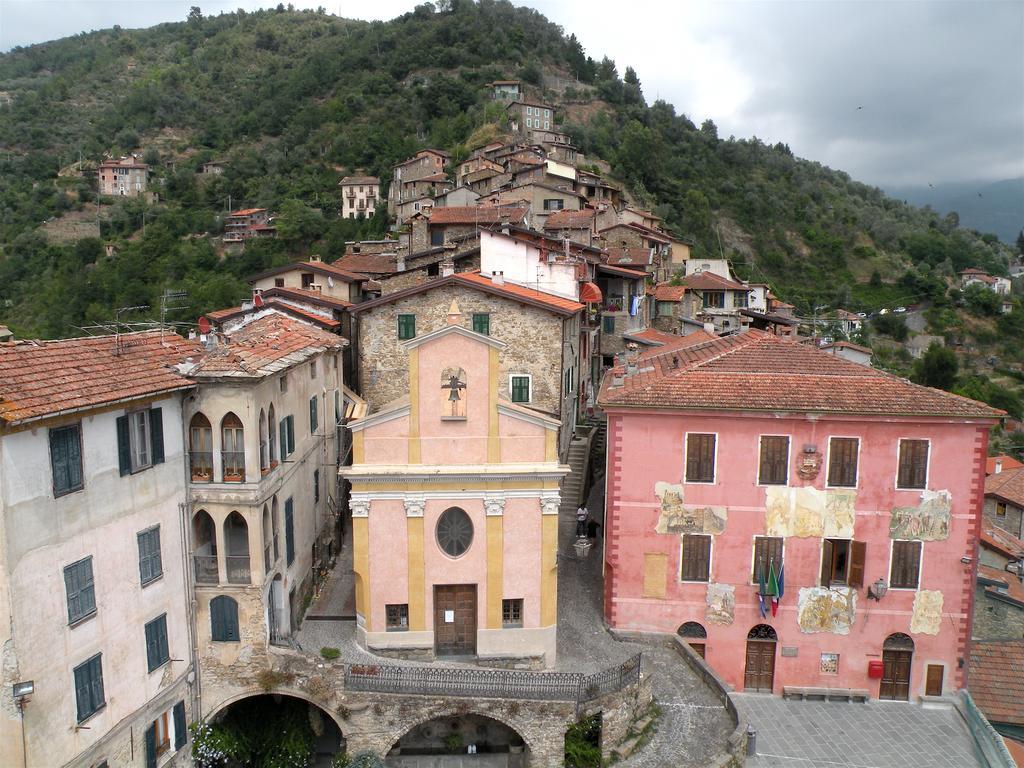 Muntaecara Hotel Diffuso Apricale Exterior photo