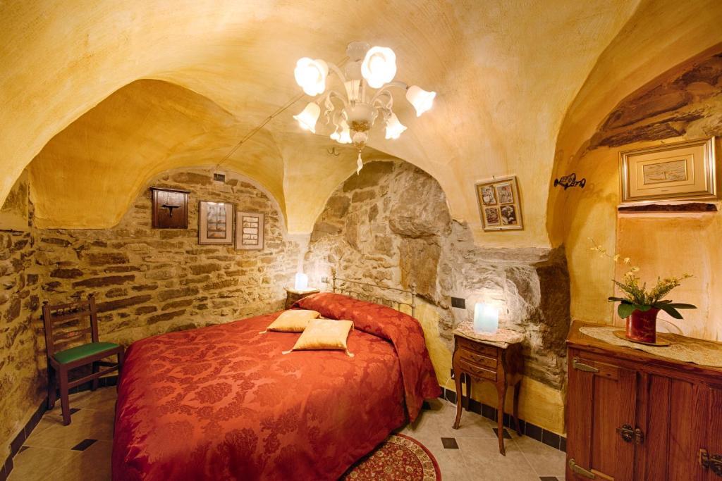 Muntaecara Hotel Diffuso Apricale Room photo