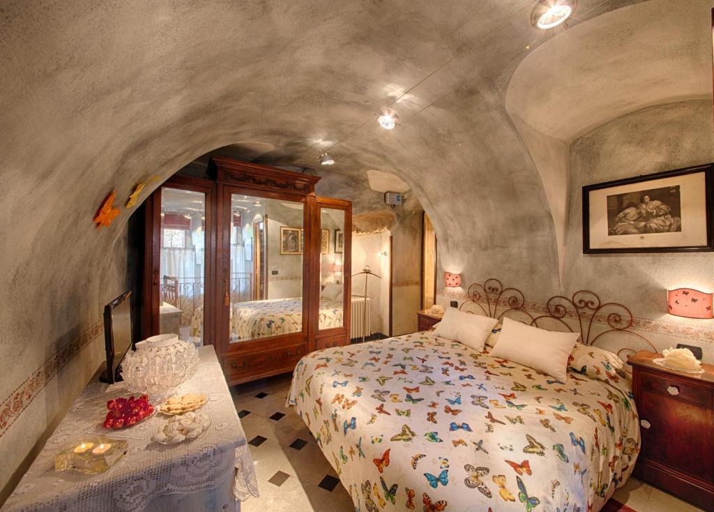 Muntaecara Hotel Diffuso Apricale Room photo